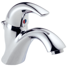 Load image into Gallery viewer, Delta Classic Single Handle Bathroom Faucet in Chrome 583LF-WF - Bathroom Vanities Outlet